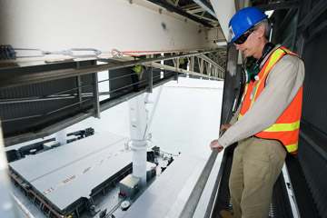 VITERRA 2013 / 091024_VITERA_1ST_SHIPLOAD_050