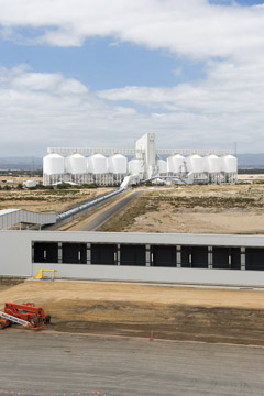VITERRA 2013 / 091025_VITERA_1ST_SHIPLOAD_112