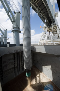 VITERRA 2013 / 091025_VITERA_1ST_SHIPLOAD_142