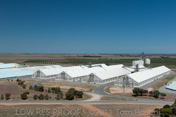 VITERRA 2013 / 110224_VITERRA_BOWMANS_861