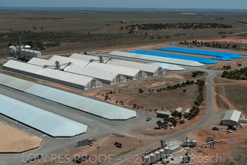 VITERRA 2013 / 110224_VITERRA_BOWMANS_893