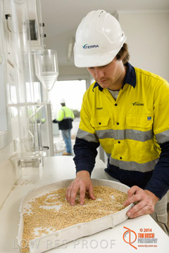 VITERRA 2013 / VISUAL_INSPECT_002_140617