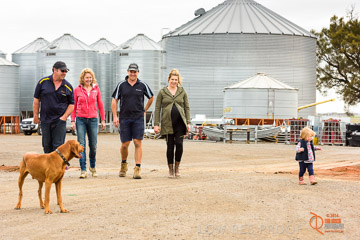 VITERRA 2013 / VITERRA_GLENVALE_FARMS_182_140909