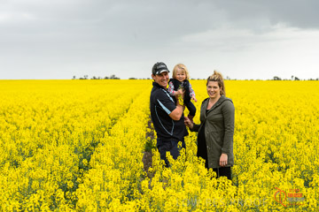 VITERRA 2013 / VITERRA_GLENVALE_FARMS_307_140909