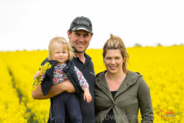 VITERRA 2013 / VITERRA_GLENVALE_FARMS_309_140909