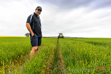 VITERRA 2013 / VITERRA_GLENVALE_FARMS_351_140909