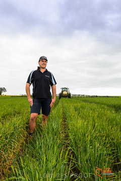 VITERRA 2013 / VITERRA_GLENVALE_FARMS_356_140909