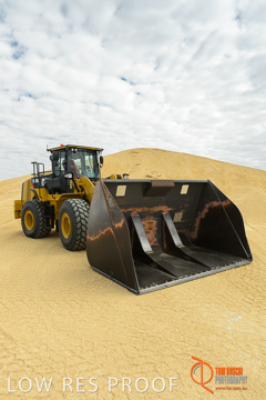 April 2015 / VITERRA_ROSEWORTHY_LOADER_0001_150429