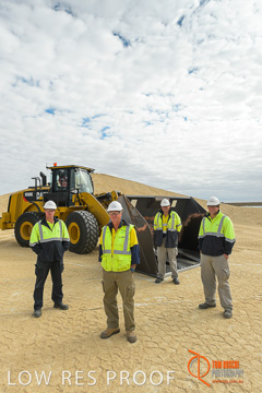 April 2015 / VITERRA_ROSEWORTHY_LOADER_0007_150429