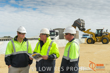 April 2015 / VITERRA_ROSEWORTHY_LOADER_0017_150429