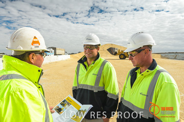 April 2015 / VITERRA_ROSEWORTHY_LOADER_0023_150429