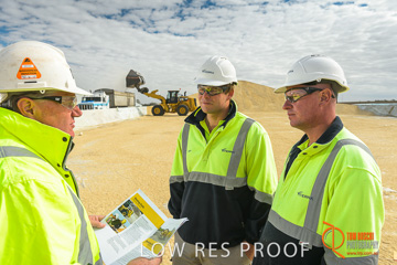 April 2015 / VITERRA_ROSEWORTHY_LOADER_0029_150429