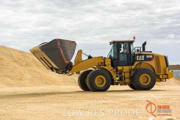 April 2015 / VITERRA_ROSEWORTHY_LOADER_0131_150429