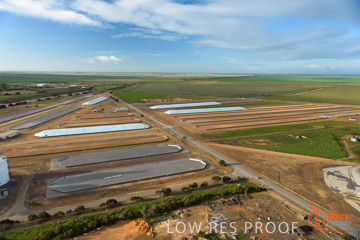 July 2015 / WALLAROO_BUNKERS_010_150724