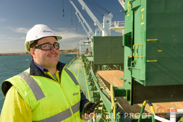 July 2015 / SHIP_LOADING_WALLAROO_095_150724