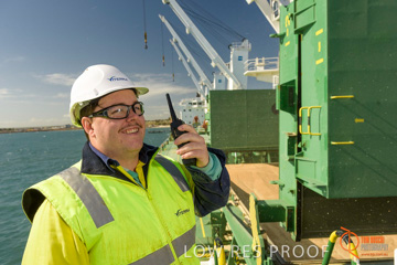 July 2015 / SHIP_LOADING_WALLAROO_096_150724