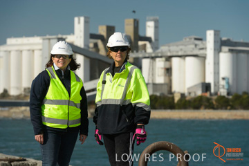 July 2015 / SHIP_LOADING_WALLAROO_145_150724
