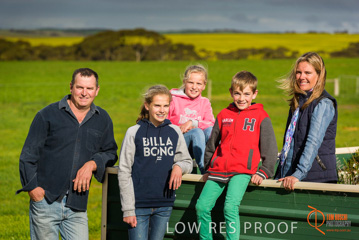 August 2015 / ROBERTS_AP_018_150805