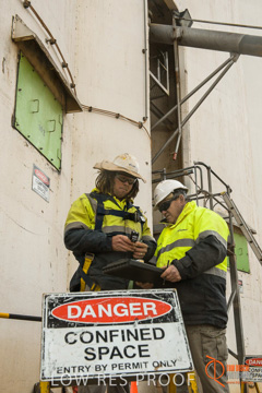 August 2015 / WHS_CONFINED_SPACE_007_150805