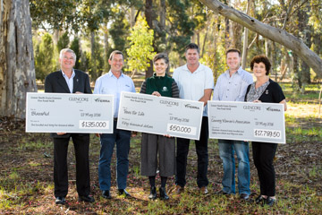 VITERRA / VITRRA_CHARITY_CHEQUES_018_160513