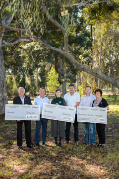 VITERRA / VITRRA_CHARITY_CHEQUES_020_160513