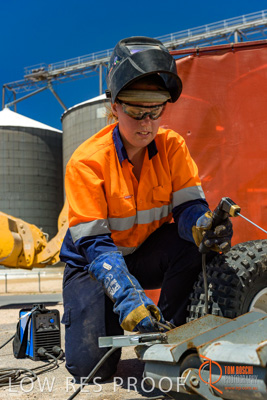 January 2017 / CONTRACTORS_TAILEMBEND_189_170104