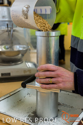 April 2017 / CLASSING_HUT_025_170427