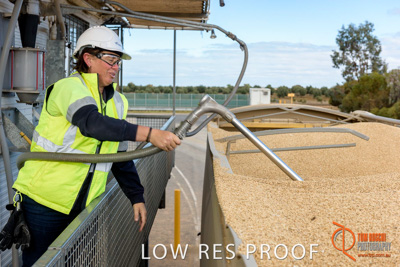 April 2017 / CLASSING_HUT_091_170427