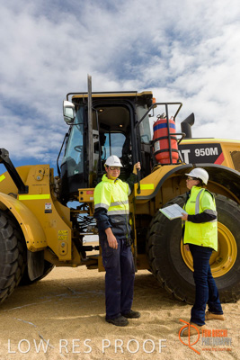 April 2017 / PRE_START_FRONT_END_LOADER_004_170427