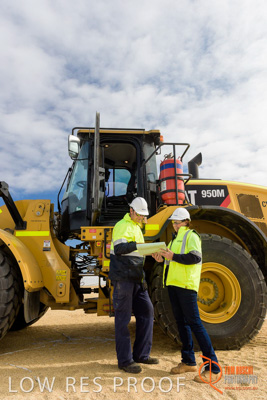 April 2017 / PRE_START_FRONT_END_LOADER_018_170427