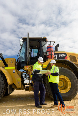 April 2017 / PRE_START_FRONT_END_LOADER_019_170427