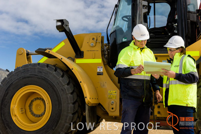 April 2017 / PRE_START_FRONT_END_LOADER_029_170427