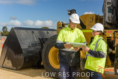 April 2017 / PRE_START_FRONT_END_LOADER_039_170427