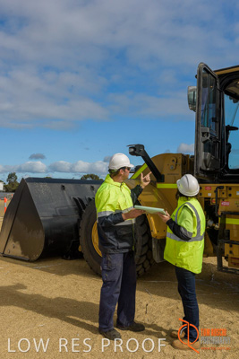 April 2017 / PRE_START_FRONT_END_LOADER_045_170427