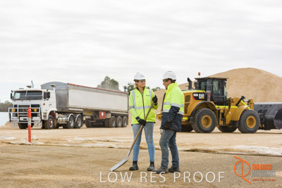 April 2017 / TALKING_BUNKER_068_170427