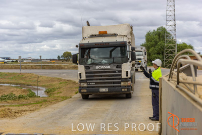 April 2017 / TRUCK_UNLOADING_SAMPLING_029_170427