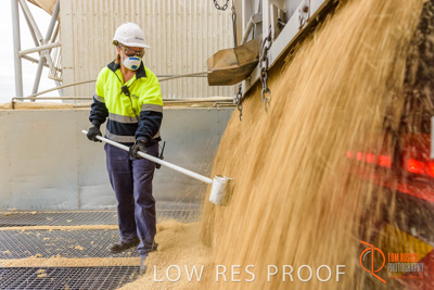 April 2017 / TRUCK_UNLOADING_SAMPLING_050_170427