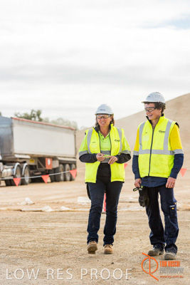 April 2017 / WALKING_BUNKER_044_170427