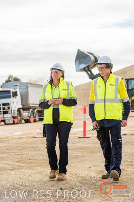 April 2017 / WALKING_BUNKER_047_170427