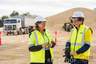 April 2017 / WALKING_BUNKER_056_170427