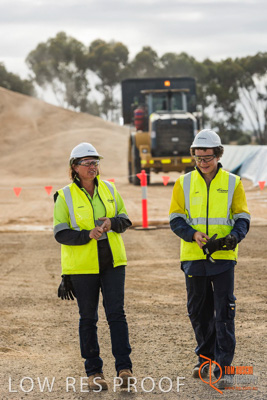 April 2017 / WALKING_BUNKER_065_170427