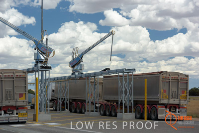 November 2017 / AUTO_SAMPLE_TUMBY_041_171121_TRP8600