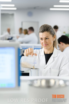 June 2018 / LAB_sample_measuring_female-male_180601_004