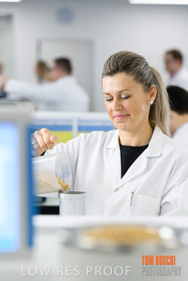 June 2018 / LAB_sample_measuring_female-male_180601_017