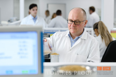 June 2018 / LAB_sample_measuring_female-male_180601_061