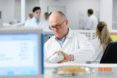 June 2018 / LAB_sample_measuring_female-male_180601_063