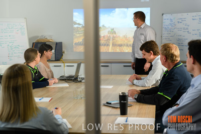 June 2018 / LAB_staff_training-meeting_180601_005