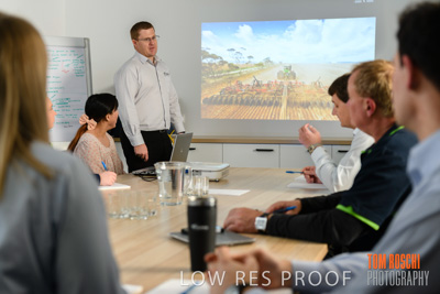 June 2018 / LAB_staff_training-meeting_180601_006