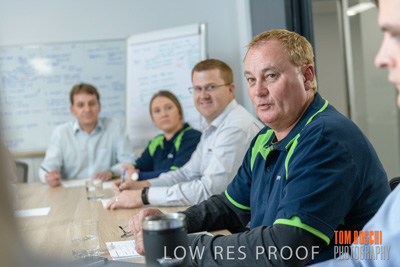 June 2018 / LAB_staff_training-meeting_180601_033