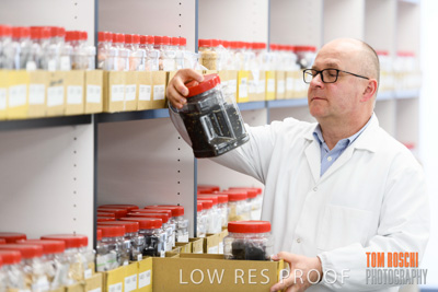 June 2018 / LAB_storage__cold_store_male-female_180601_002